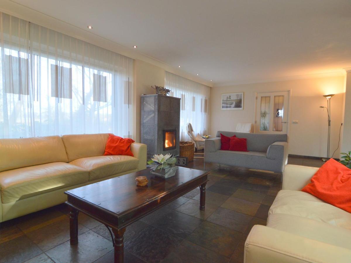 Stunning Villa In Venhorst With Sauna Екстер'єр фото